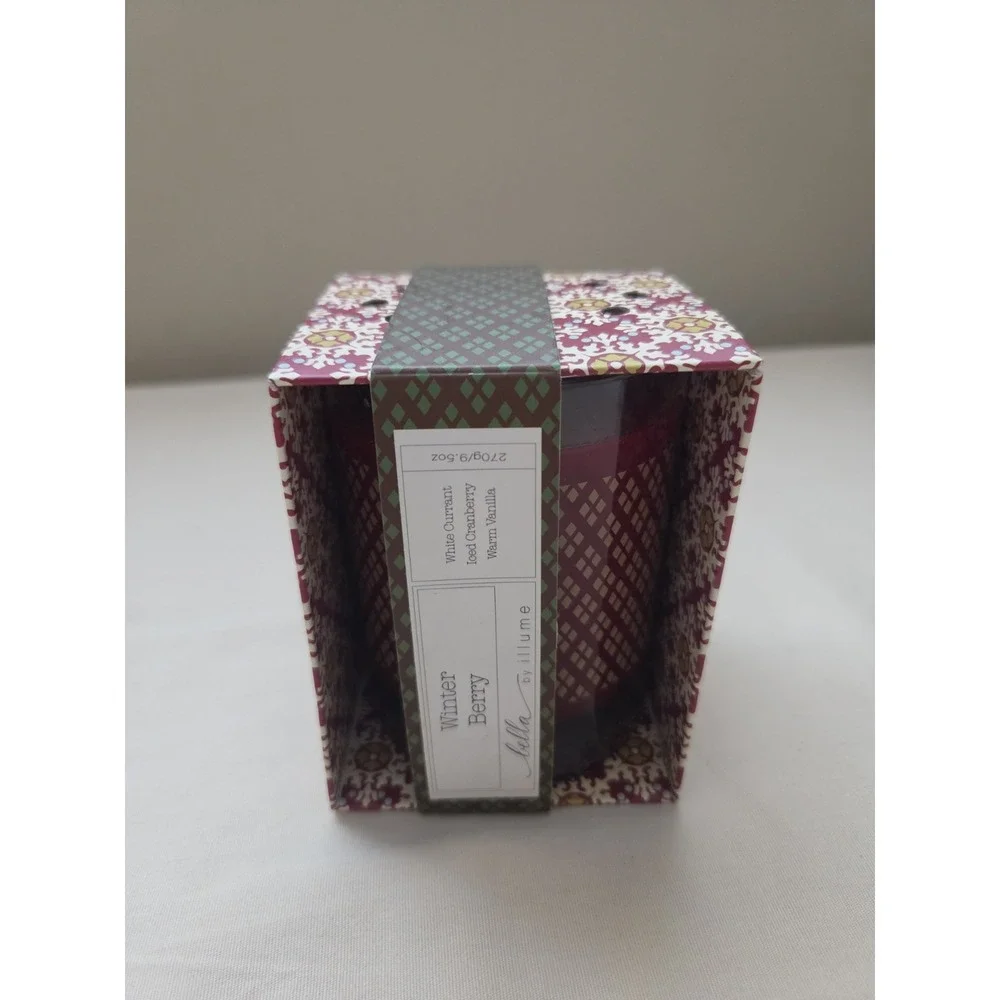 Bella by Illume Winter Berry Scented Candle 9.5oz White Currant Cranberry New